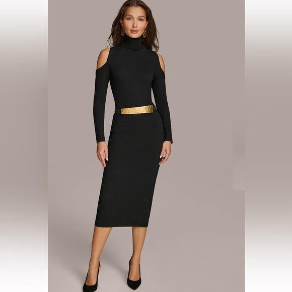 Donna Karan Dresses & Skirts - Donna Karan New York
Women's Cold-Shoulder Mock-Neck Dress